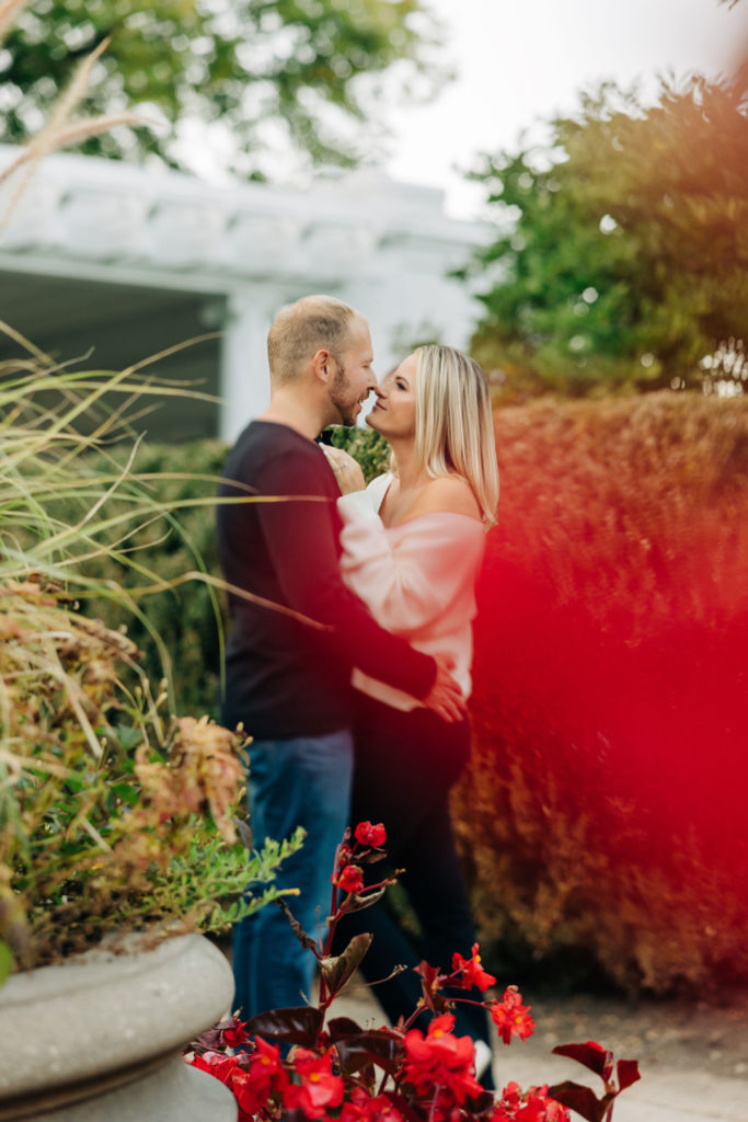 Hurley Gardens Engagement Session