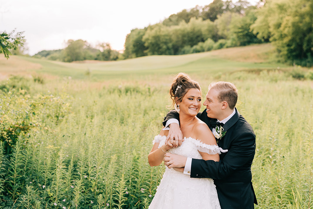 Summer Wedding at Carriage House Lac La Belle