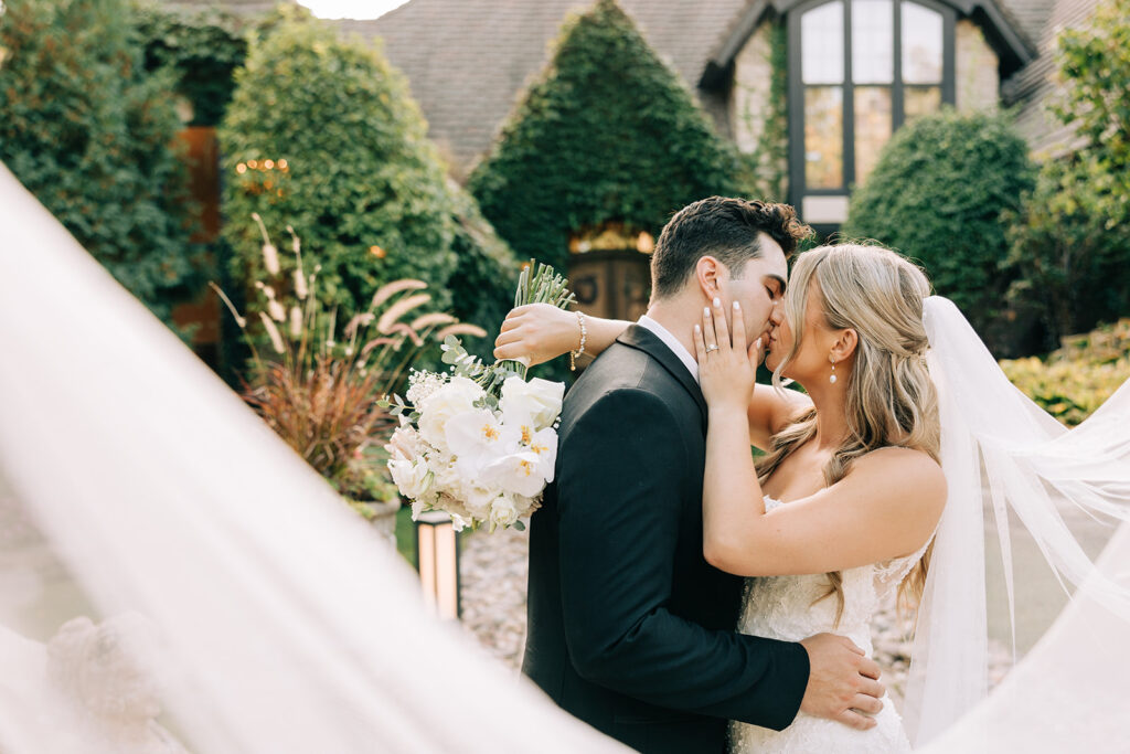 Classic Summer Wedding at Monte Bello Estate