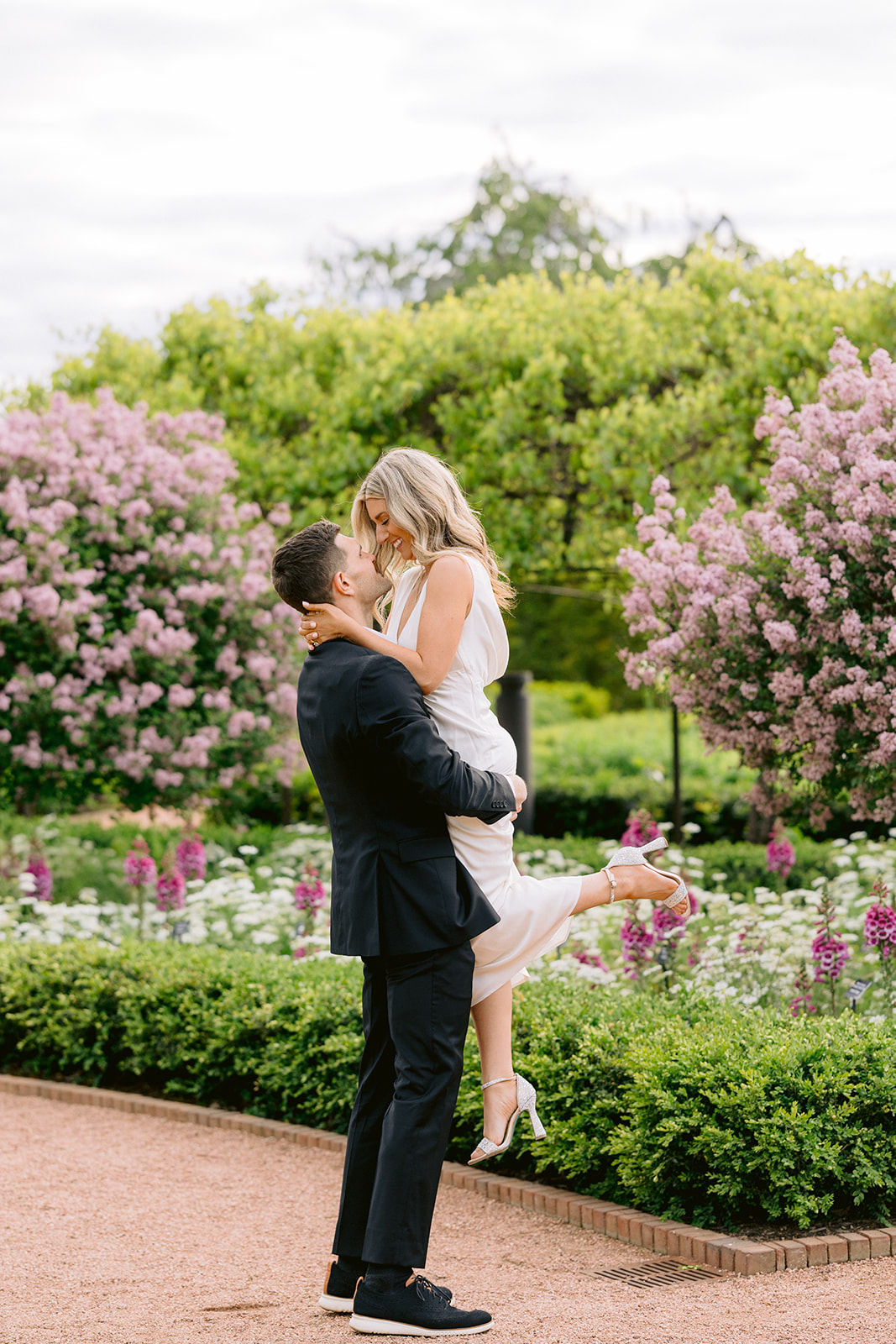 Spring Engagement Photos at Cantigny Park